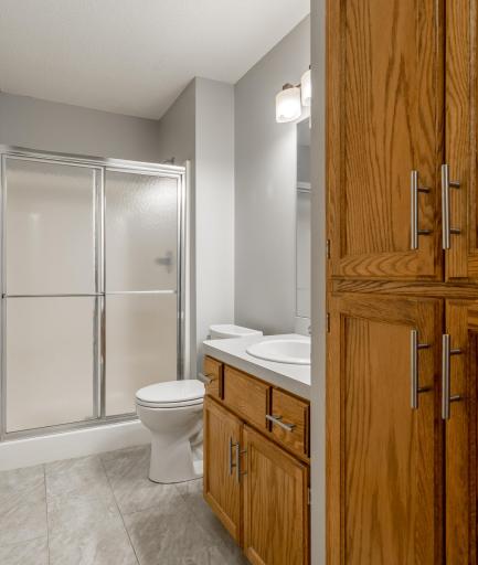 8284 Ashford Road, Saint Paul, MN 55125