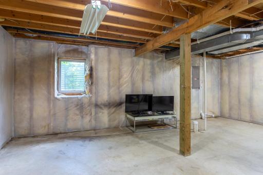 8284 Ashford Road, Saint Paul, MN 55125