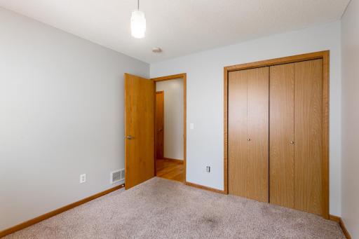 8284 Ashford Road, Saint Paul, MN 55125