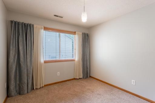 8284 Ashford Road, Saint Paul, MN 55125