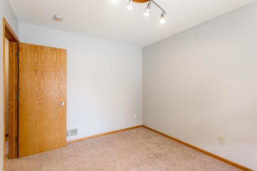 8284 Ashford Road, Saint Paul, MN 55125