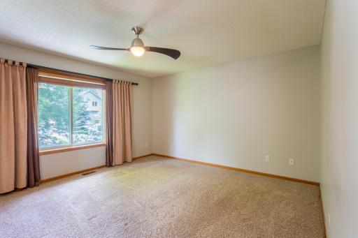 8284 Ashford Road, Saint Paul, MN 55125