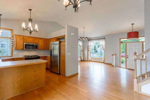 8284 Ashford Road, Saint Paul, MN 55125