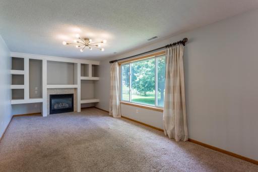 8284 Ashford Road, Saint Paul, MN 55125