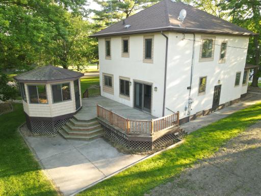 Large deck & Gazebo
