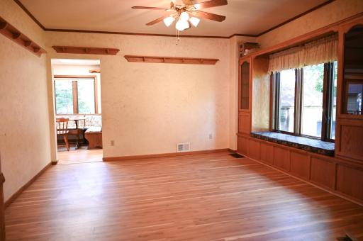 Formal dining