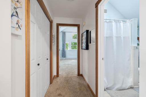 Upper Primary Suite w/Loft, Bathroom, Closet, Bedroom
