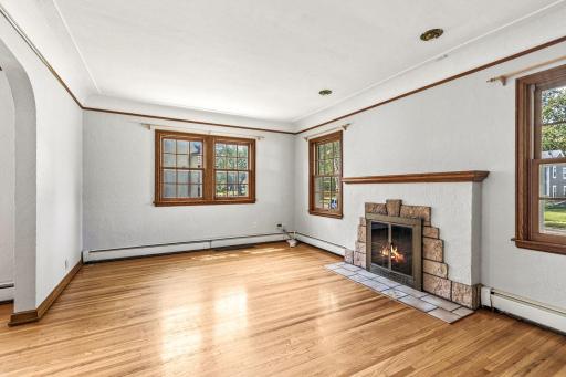 5537 13th Avenue S, Minneapolis, MN 55417