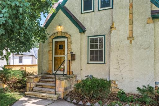 5537 13th Avenue S, Minneapolis, MN 55417