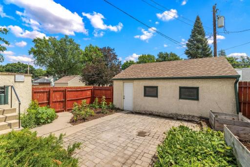 5537 13th Avenue S, Minneapolis, MN 55417