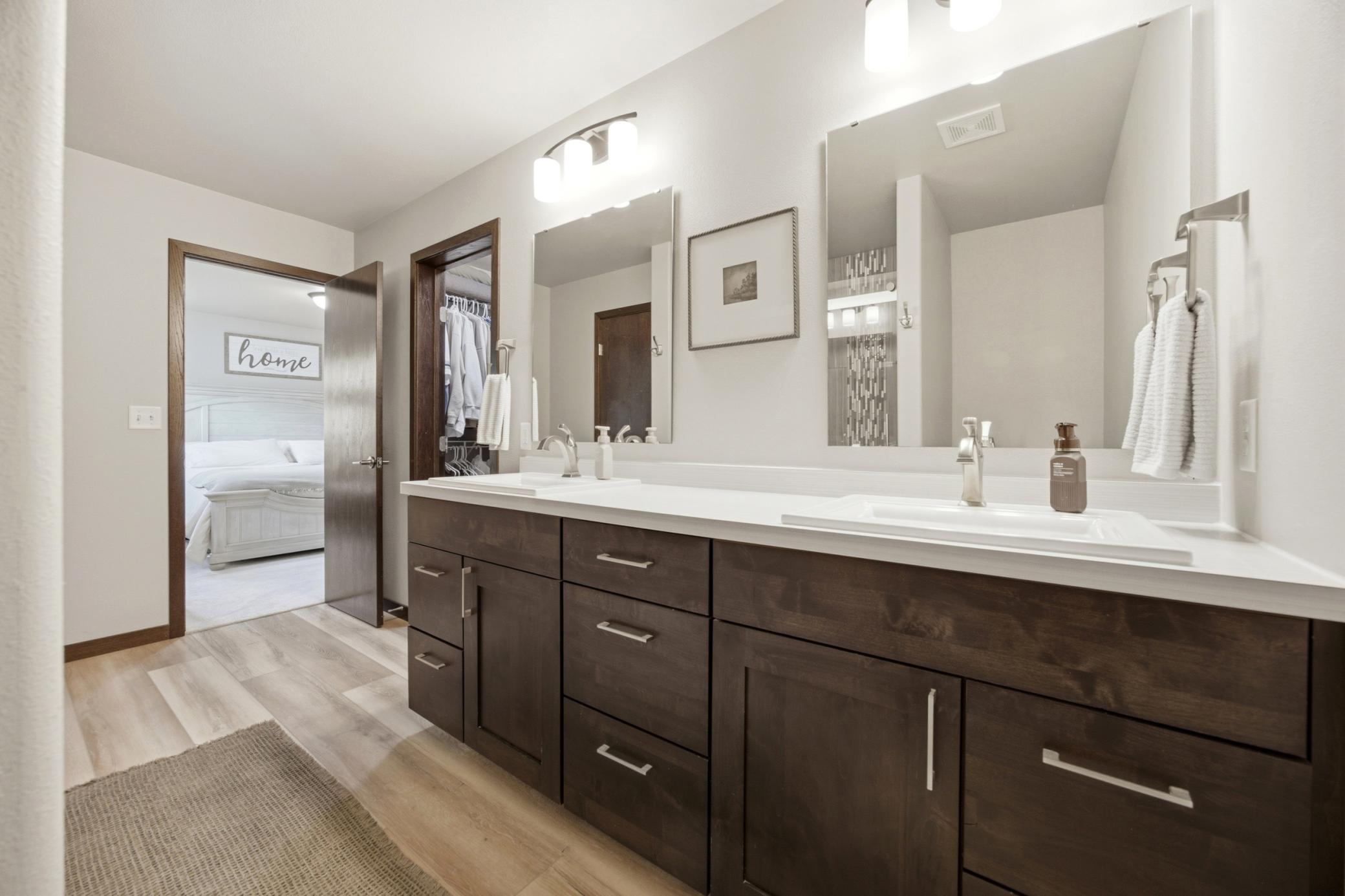 Primary bath
