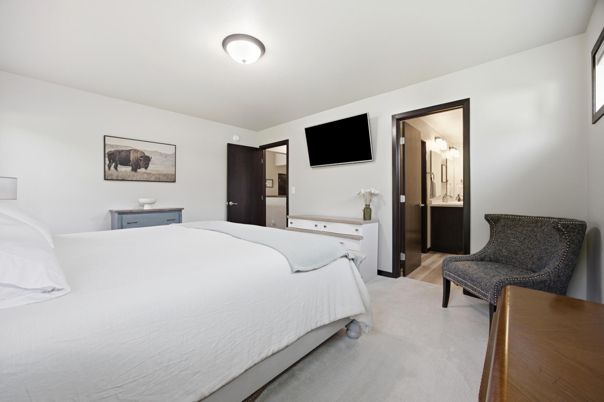 Primary bed