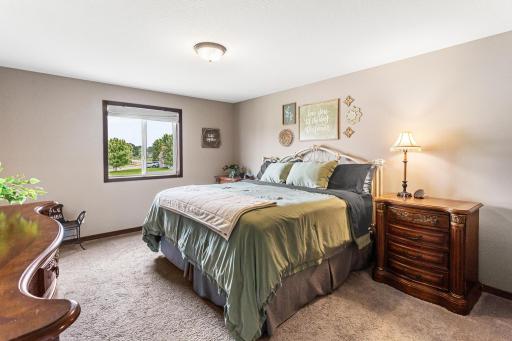 25464 11th Street W, Zimmerman, MN 55398