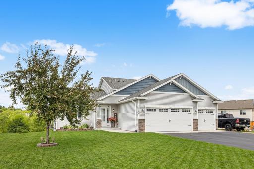 25464 11th Street W, Zimmerman, MN 55398