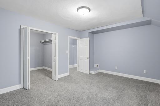 3210 Emerson Avenue N, Minneapolis, MN 55412