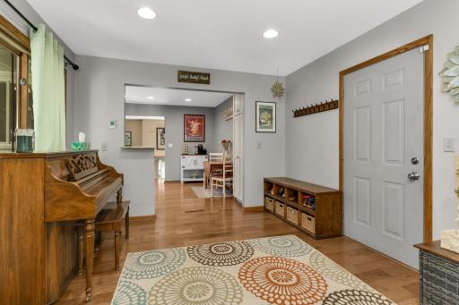 7660 Heritage Road, Eden Prairie, MN 55346
