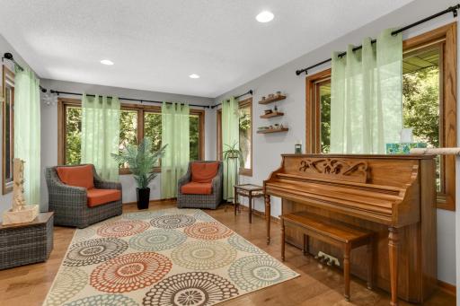 7660 Heritage Road, Eden Prairie, MN 55346