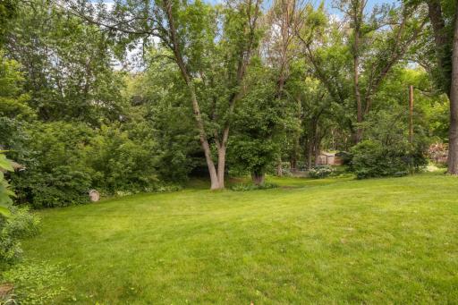 7660 Heritage Road, Eden Prairie, MN 55346