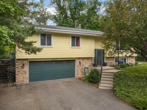 7660 Heritage Road, Eden Prairie, MN 55346