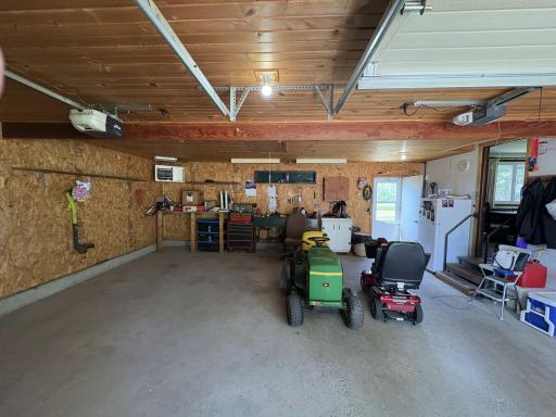 702 Glenview Drive, Albert Lea, MN 56007