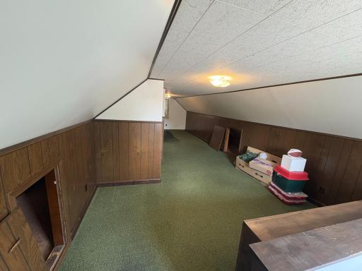 702 Glenview Drive, Albert Lea, MN 56007