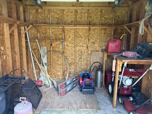 702 Glenview Drive, Albert Lea, MN 56007