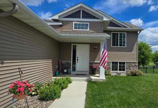 1020 Acacia Drive S, Annandale, MN 55302