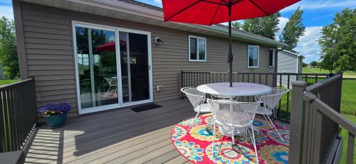 2 tiered deck with maintenance free decking