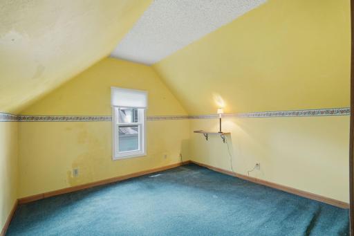 1131 Woodbridge Street, Saint Paul, MN 55117