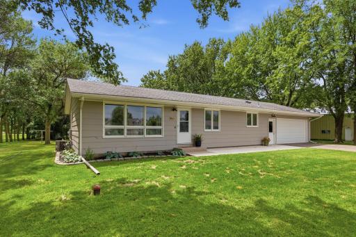 1150 13th Avenue NW, Hutchinson, MN 55350