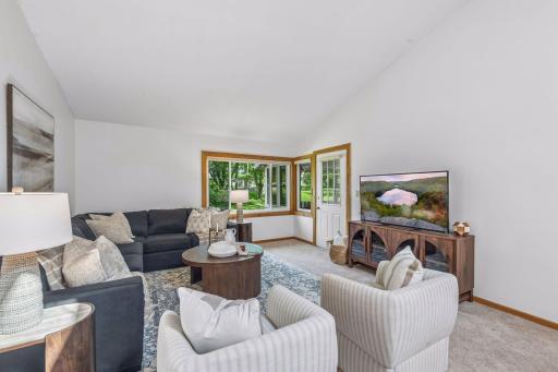 512 Mission Road W, Minneapolis, MN 55420