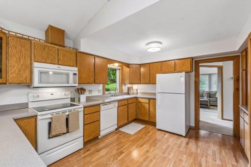 512 Mission Road W, Minneapolis, MN 55420