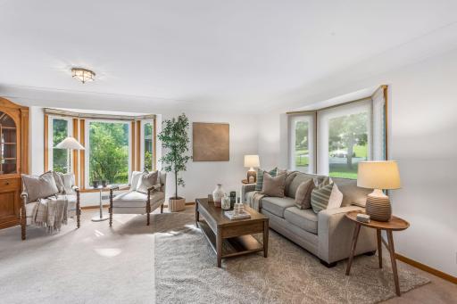 512 Mission Road W, Minneapolis, MN 55420