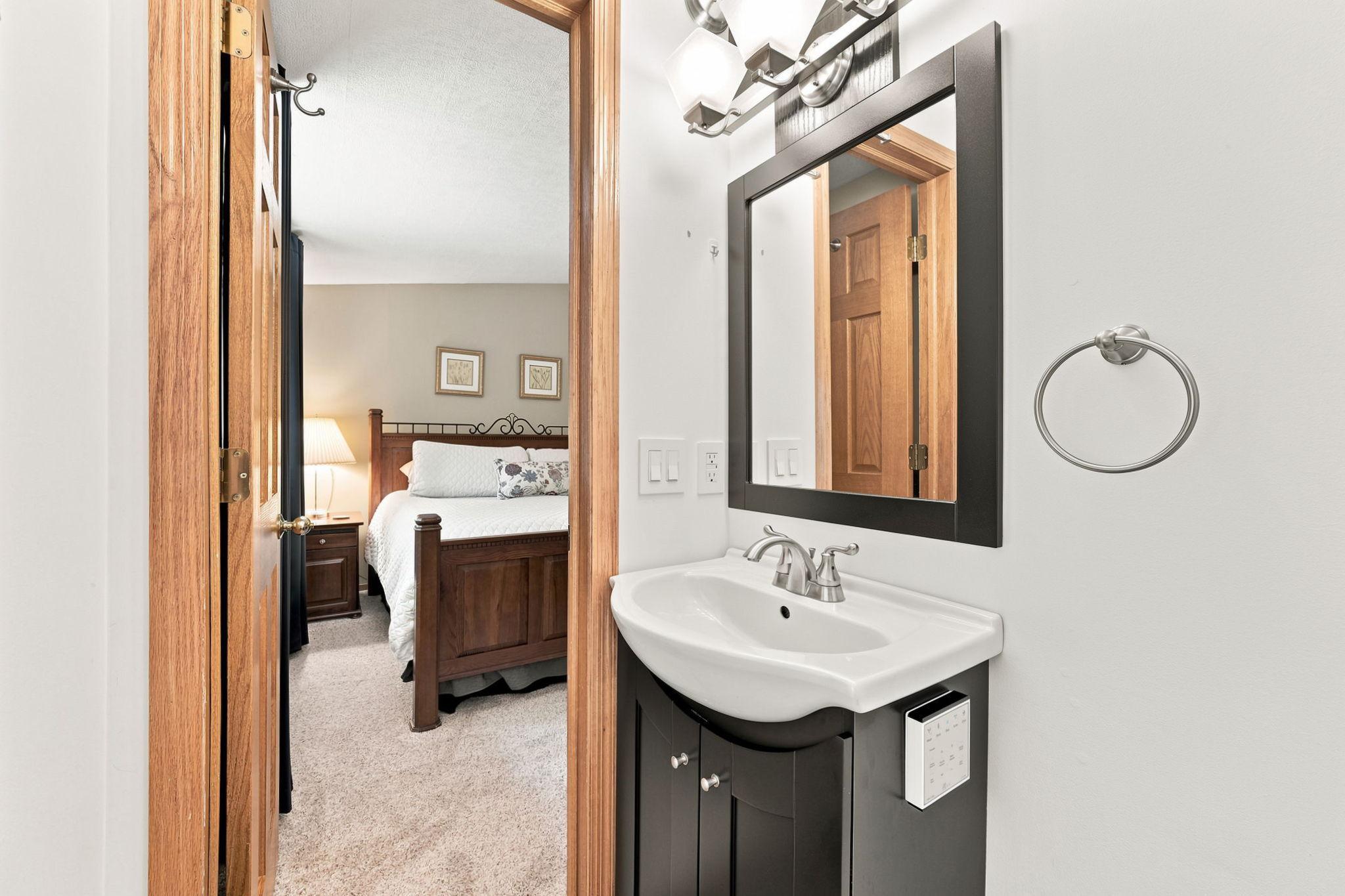 12-web-or-mls-_1051130.jpg