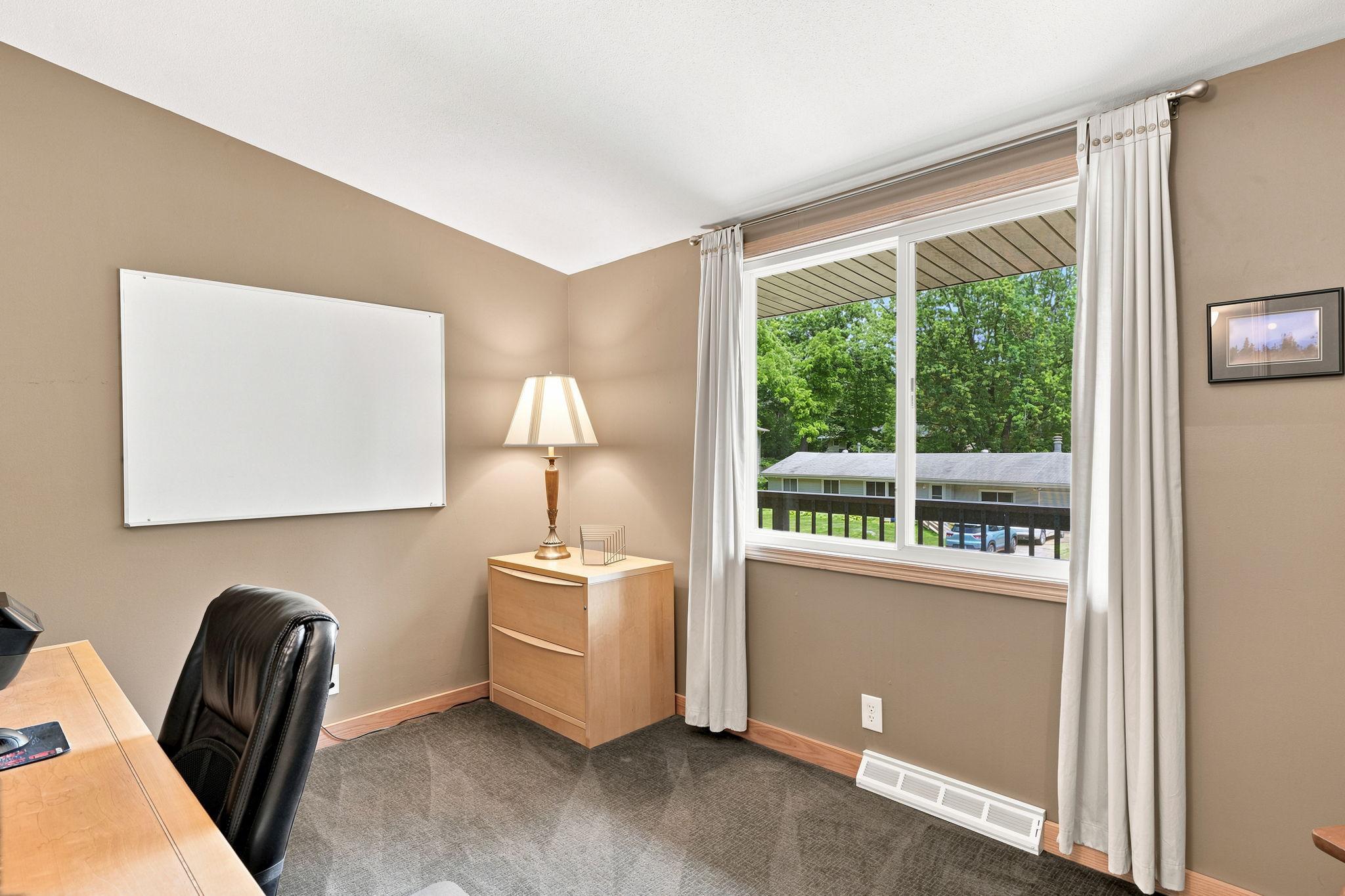 16-web-or-mls-_1051109.jpg