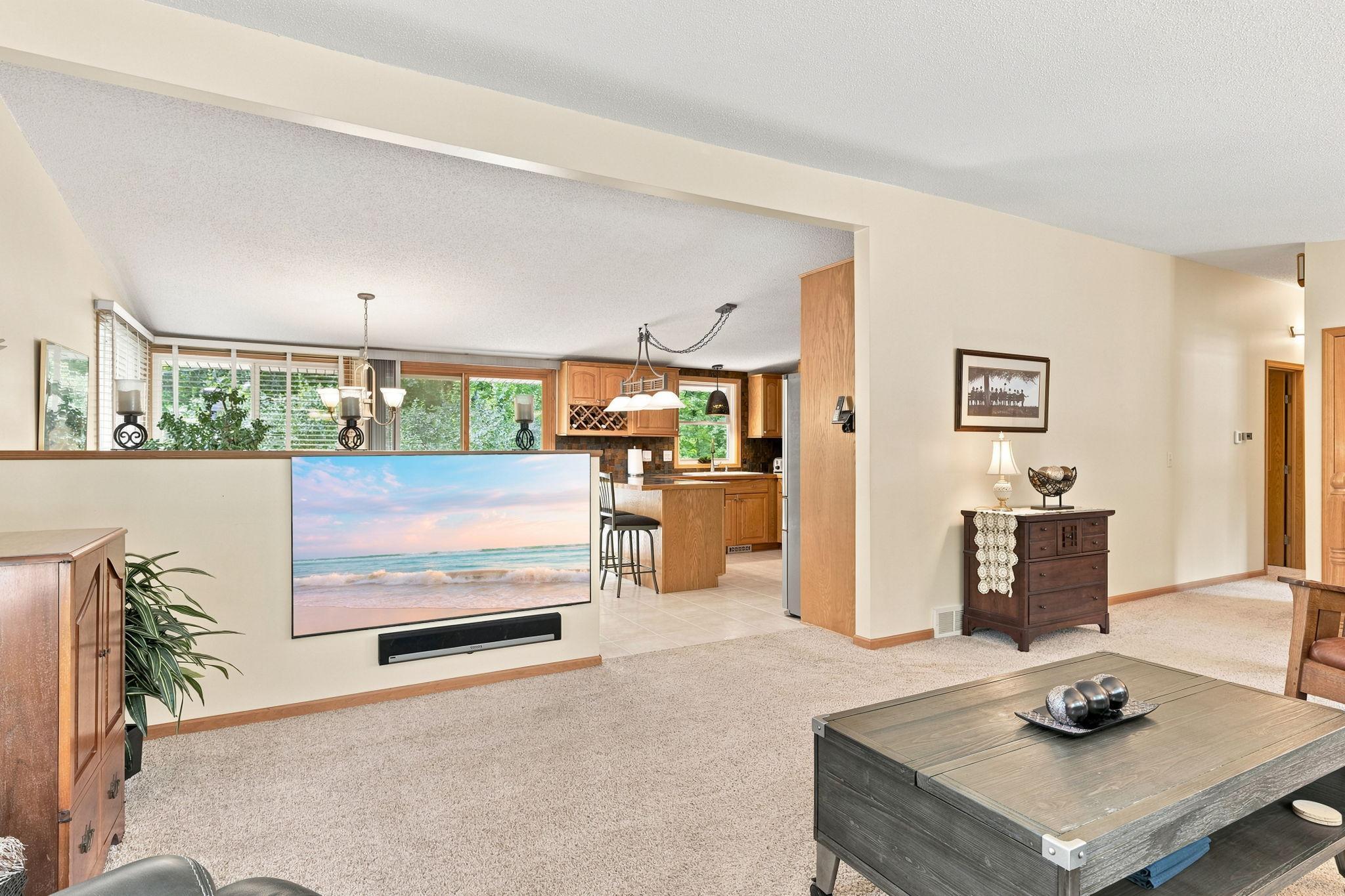 4-web-or-mls-_1051018.jpg