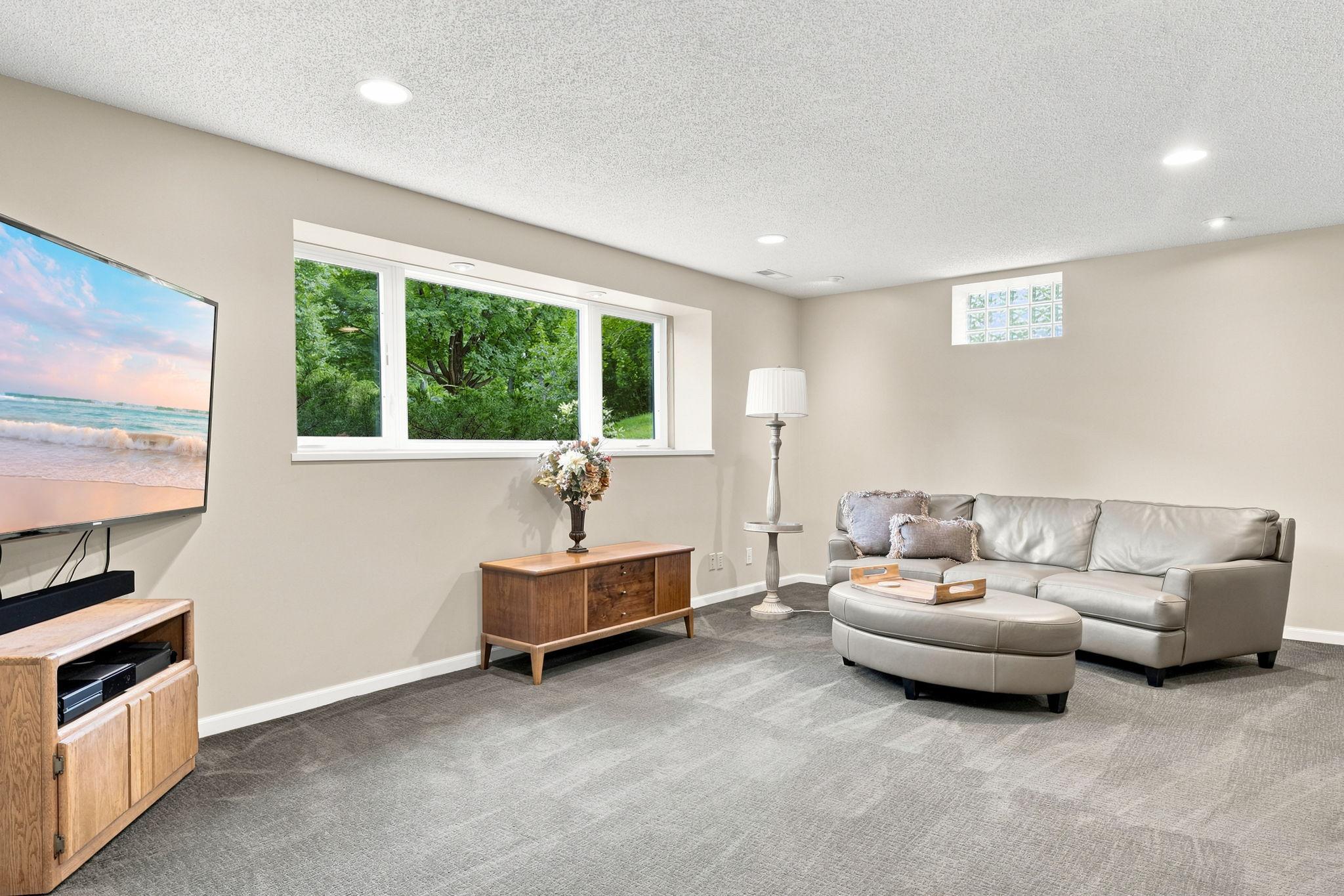 19-web-or-mls-_1051165.jpg
