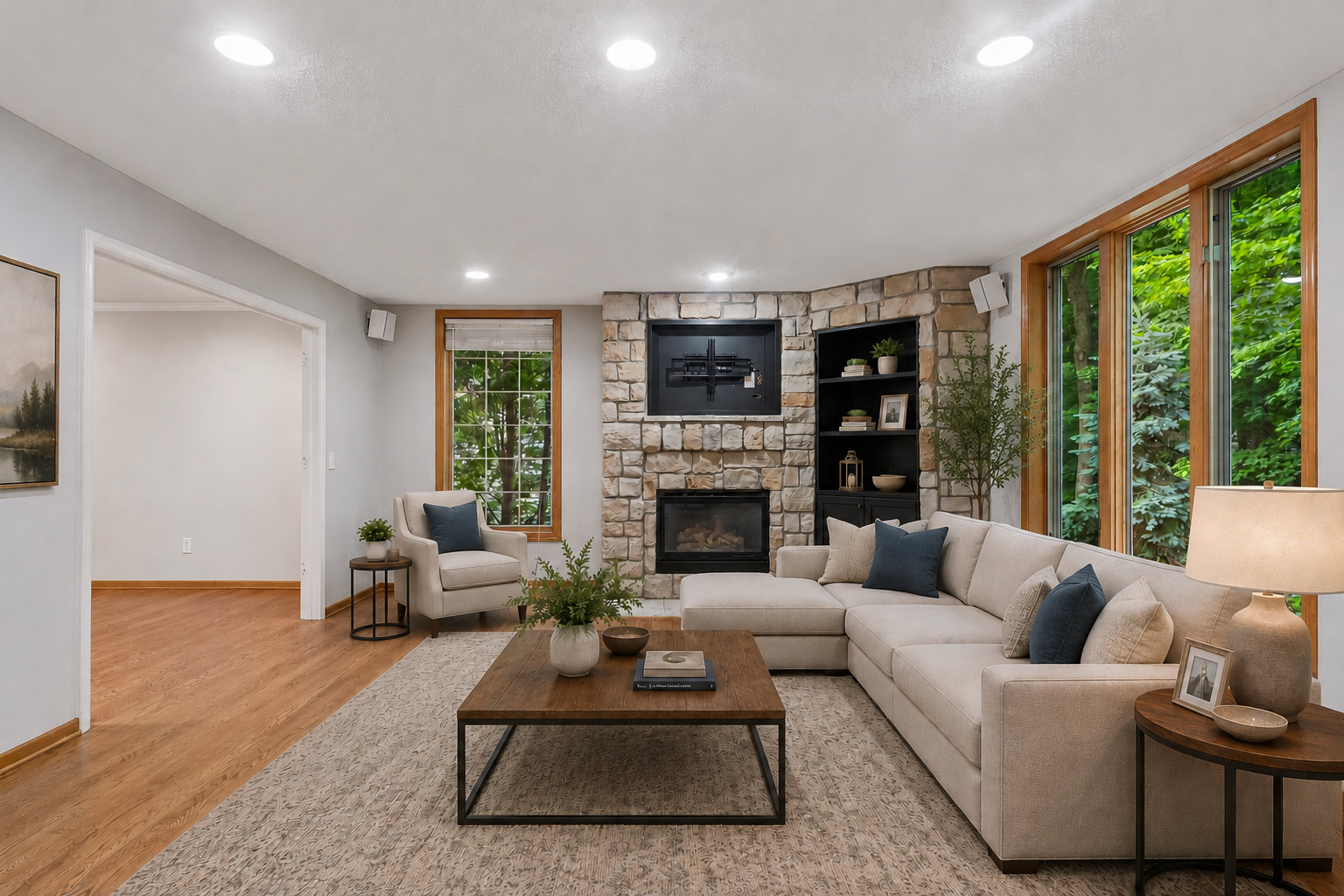 15x15 - Great Room w/ Gas Fireplace
