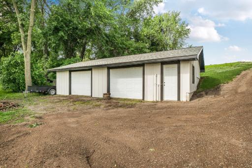 25162 729th Avenue, Dassel, MN 55325
