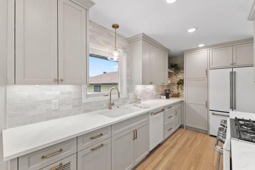 4900 60th Avenue N, Minneapolis, MN 55429