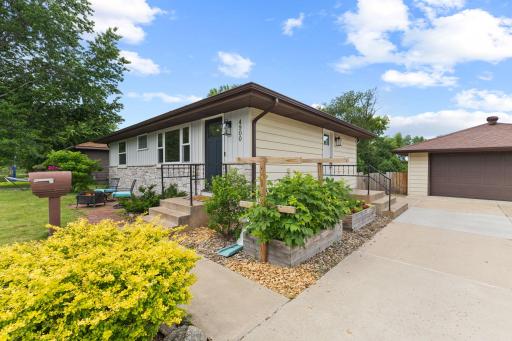 This home has all the features nature provides!
