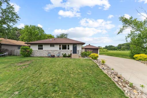 4900 60th Avenue N, Minneapolis, MN 55429