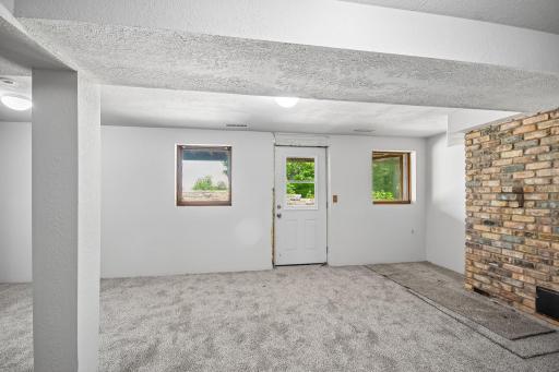 11551 278th Street, Chisago City, MN 55013