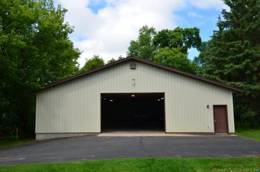 large pole shed