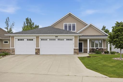 4530 65th Street S, Fargo, ND 58104