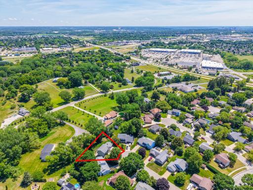 3851 Newport Lane NW, Rochester, MN 55901