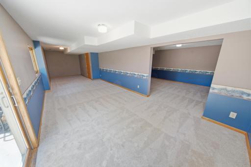 3851 Newport Lane NW, Rochester, MN 55901