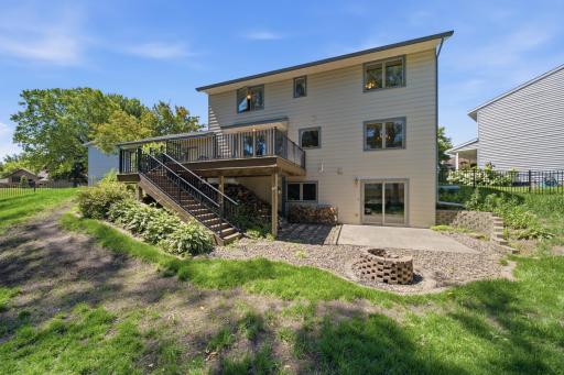 3851 Newport Lane NW, Rochester, MN 55901