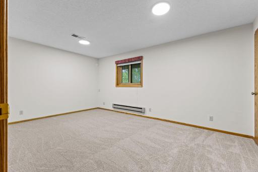 1306 Berry Ridge Road, Eagan, MN 55123