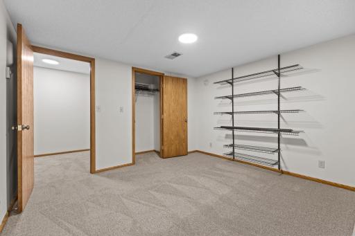 1306 Berry Ridge Road, Eagan, MN 55123